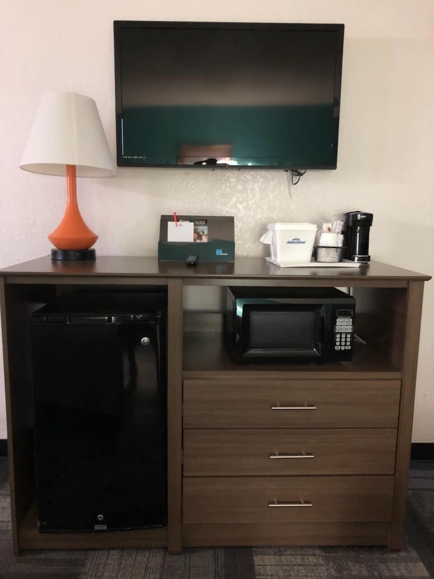 Howard Johnson By Wyndham Fl Motel Winter Haven